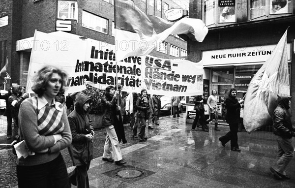 Against the war in Vietnam, supporters of the peace movement demonstrated in Essen, Germany, on 25.01.1975, Europe