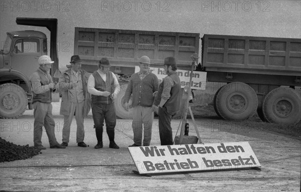 The workers and their union reacted to the employers of Seibel and Soehne a cement plant in Erwitte, here on 18.4.1975, by occupying the plant after the employer reacted by dismissing 86 (out of over 100) workers, Germany, Europe