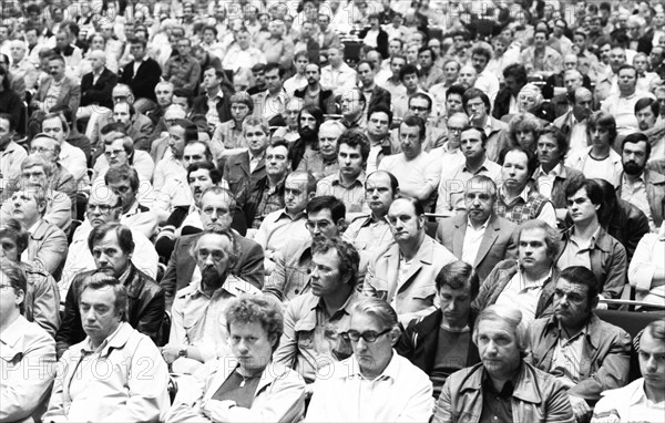 The general meeting of shop stewards of Hoesch AG Westfalenhuette in IG Metall discussed problems of their organisation on 25.07.1980 in Dortmund, Germany, Europe