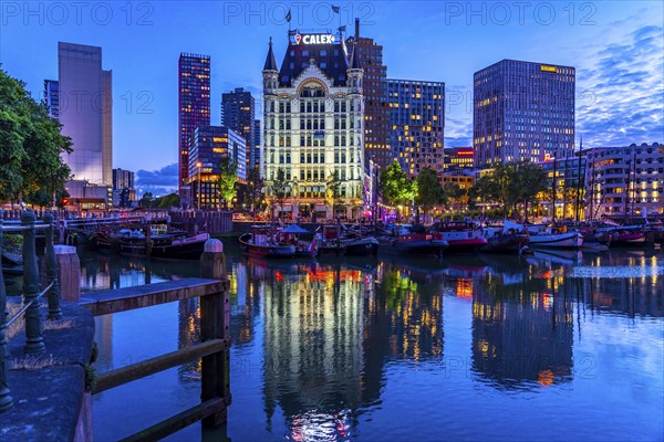 Rotterdam city centre, Oudehaven, historic harbour, The White House, historic office building, historic ships, modern city backdrop, Netherlands