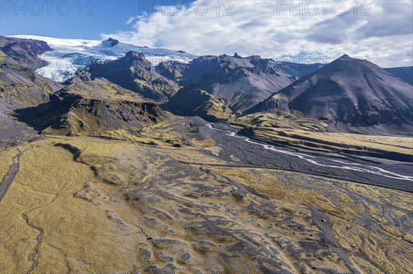 Vast floodplain of the Öræfajökull glacier at the Haalda depression, east of Skaftafell, aerial view, Iceland, Europe