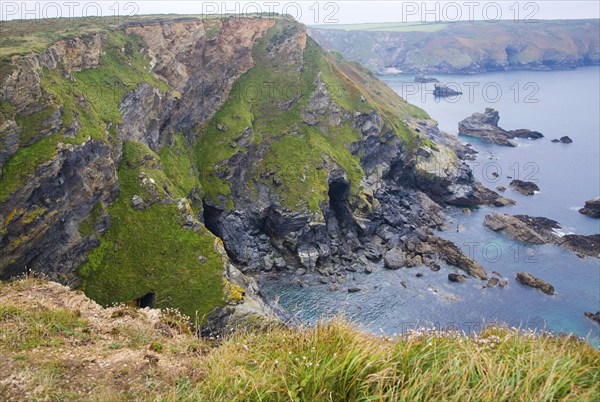 Hells´s Mouth cliffs and caves at Gwithian, Cornwall, England, United Kingdom, Europe