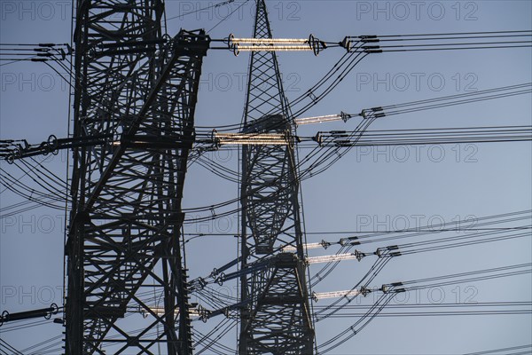 380 kV system, switchgear, from the transmission system operator Amprion, in the Emscherbruch in Herten, high-voltage pylon with glass insulators, North Rhine-Westphalia, Germany, Europe