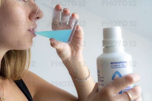 Bad breath, prevention through cleaning, mouthwash