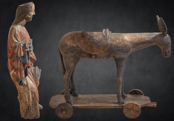 Palm donkey, wooden figure from around 1380, Christ and donkey painted on a dark background, Hohenzollerisches Landesmuseum, Hechingen, Baden-Württemberg, Germany, Europe