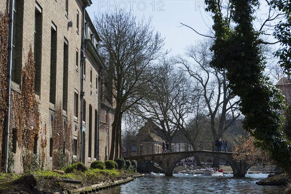 Bridge on the Minnewater, city trip, UNESCO, religious, religion, old town, West Flanders, Flanders, Middle Ages, trading metropolis, textile industry, tourism, travel, history, culture, idyllic, monastery, nuns, beguinage, Bruges, Belgium, Europe