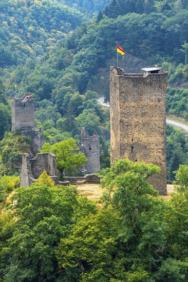 Manderscheid castles, Oberburg and Niederburg, Manderscheid, Eifel, Rhineland-Palatinate. Germany