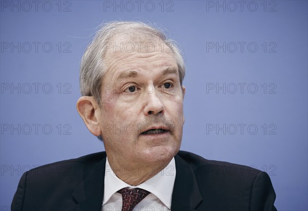 Jens Scholz, Chairman, Association of German University Hospitals (VUD), speaking at a federal press conference on the topic of quality of care and successful treatment 'Äì that'Äì why inpatient care must now be revolutionised, in Berlin, 30.01.2024