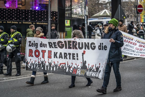 Demo by the group North Rhine-Westphalia Erwacht, a mixture of anti-vaccination activists, lateral thinkers, right-wing radicals, conspiracy theorists, nationalists, Essen, North Rhine-Westphalia, Germany, Europe