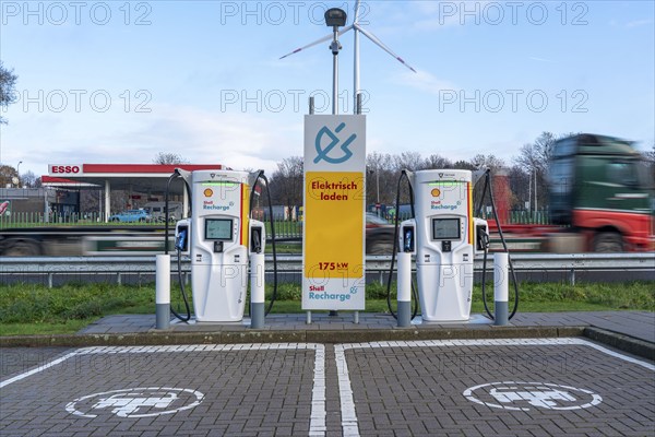 Motorway filling station, electric charging station, Power Charger, Shell Recharge, on the A76, German-Dutch border area near Aachen