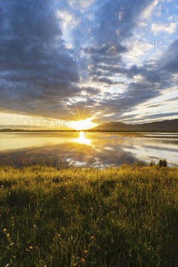 Sunrise at Forggensee, Ostallgäu, Allgäu, Swabia, Bavaria, Germany, Europe