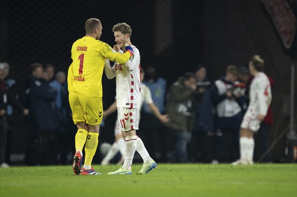 BEAUTIFUL SPORTS/ (DFL/DFB REGULATIONS PROHIBIT ANY USE OF PHOTOGRAPHS AS IMAGE SEQUENCES AND/OR QUASI-VIDEO) Cologne, RheinEnergieStadion, North Rhine-Westphalia, cheering after winning goal, Marvin Schwäbe (1.FC Köln, goalkeeper, #1), Florian Kainz (1.FC Köln, midfield, #11), DFB-Pokal 1.FC Köln, Hertha BSC on 04.12.2024 at RheinEnergieStadion in Cologne Germany