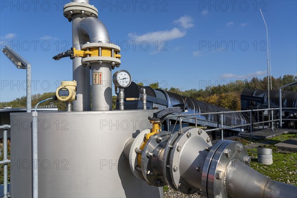 Digester, pipelines of the biogas plant of the company Reterra, biogas is produced in a digester over a period of more than 18 days from organic waste, green waste and contents of the organic waste bin from households, this is then purified in a biogas treatment plant and fed into the natural gas network as pure biogas, over 1500 households are supplied with heat every year, Coesfeld, North Rhine-Westphalia, Germany, Europe