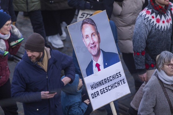 Several thousand people protested on Sunday in Dresden and elsewhere, against the AfD and in favour of democracy. Similar demonstrations have been taking place in many German cities for days. Between 25, 000 and 40, 000 participants were estimated. The demonstration marches along Schlosstraße through the city centre, Dresden, Saxony, Germany, Europe