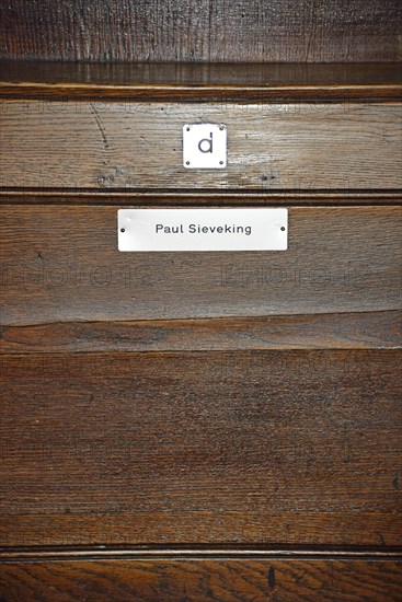 Europe, Germany, Hamburg, City, Chamber of Commerce, historic stock exchange hall, bench with name plate Paul Sieveking, former mayor, Europe