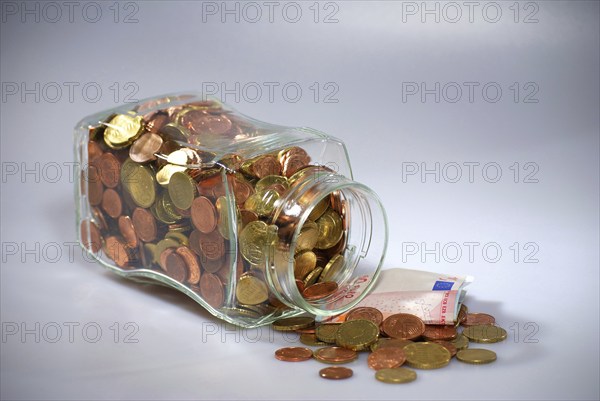 Euro coins in a jar, banknotes, old-age provision, nest egg, Hamburg, Hamburg, Federal Republic of Germany