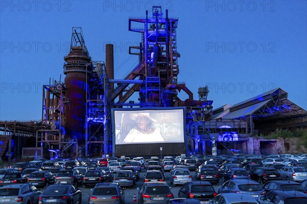 Drive-in cinema Dortmund, against the backdrop of the former blast furnace plant Phönix-West in Dortmund-Hörde, temporary film screening, event in compliance with contact restrictions, effects of the corona crisis in Germany