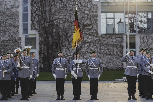 Soldiers from the Bundeswehr Guard Battalion, photographed during a reception with military honours in the courtyard of the Federal Chancellery in Berlin, 13.03.2024