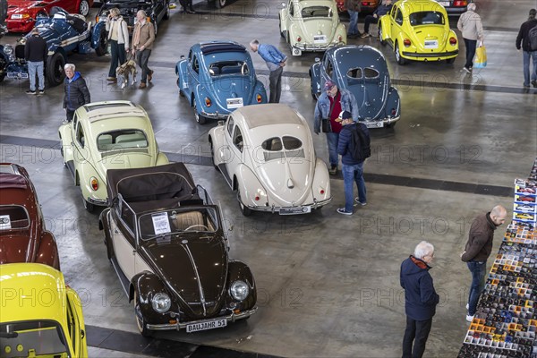 Retro Classics Stuttgart opens its doors. According to the organisers, the show is the world's largest trade fair for driving culture. The international trade fair presents classic cars, modern classics, motorbikes, commercial vehicles and everything to do with restoration, VW Beetle with pretzel window, Stuttgart, Baden-Württemberg, Germany, Europe