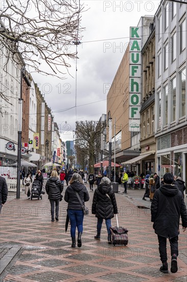 Galeria Kaufhof department stores' in the city centre of Gelsenkirchen, on Bahnhofstraße, is affected by the department stores' group's closure plans and is due to close at the end of June 2023, North Rhine-Westphalia, Germany, Europe