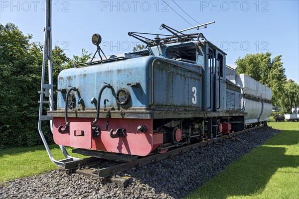 Vintage electric locomotive no. 3 from Krupp AEG with coal wagon for transporting lignite in mining, electric locomotive, built in 1957, open-air museum at Weckesheim railway station, Reichelsheim, Wetterau, Hesse, Germany, Europe