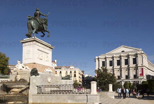 Opera House theatre, Plaza de Oriente equestrian statue King Felipe IV designed by Velazquez, Madrid, Spain, Europe