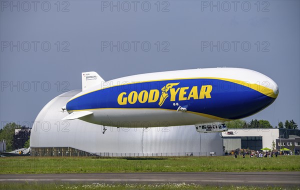 The Zeppelin NT, newly stationed at Essen/Mülheim Airport, undertakes sightseeing flights over the Rhine-Ruhr area, starting at the airship hangar of the WDL Group, Mülheim an der Ruhr, North Rhine-Westphalia, Germany, Europe