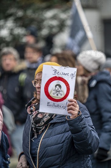 Demo by the group North Rhine-Westphalia Erwacht, a mixture of anti-vaccination activists, lateral thinkers, right-wing radicals, conspiracy theorists, nationalists, Essen, North Rhine-Westphalia, Germany, Europe