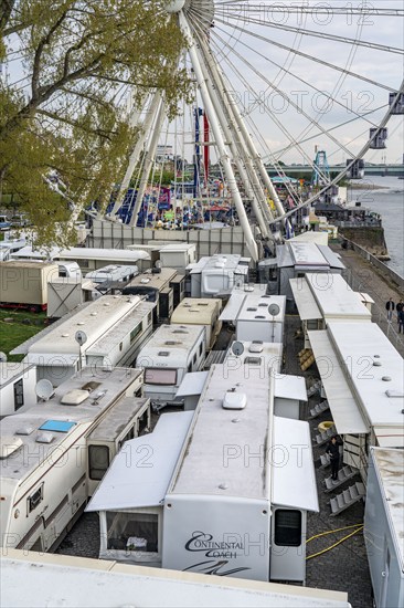 Fair, funfair, camp of the showmen, caravans of the fairground operators, campers of the participants stand during the fair as a small, mobile there at the edge of the fairground, Deutzer Werft, Cologne, North Rhine-Westphalia, Germany, Europe