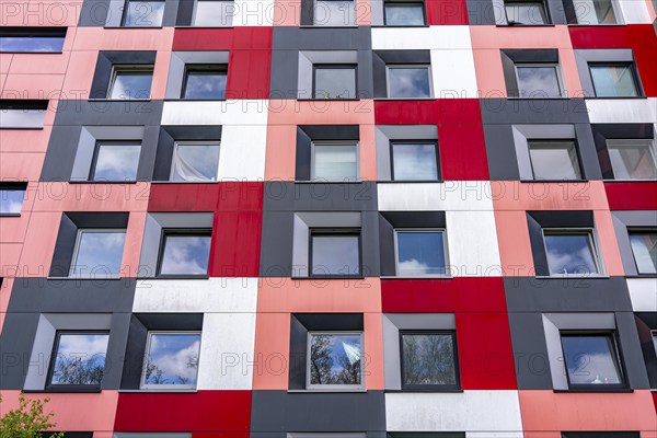 Student hall of residence of the Studierendenwerk Essen-Duisburg in Essen, over 310 furnished rooms are rented to students, North Rhine-Westphalia, Germany, Europe