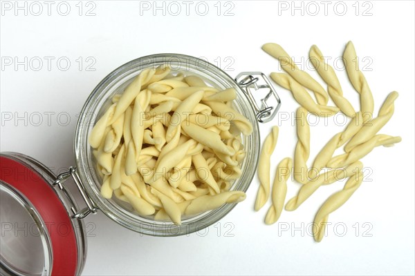 Strozzapreti, Italian pasta in glass containers, Italy, Europe