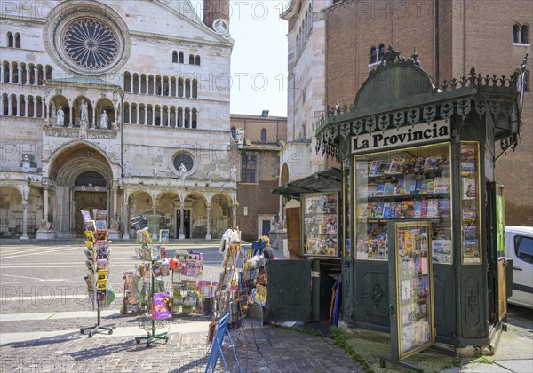 Old newspaper kiosk near the Cathedral of Santa Maria Assunta, Cremona, Province of Cremona, Italy, Europe