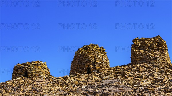 Round tombs made of unhewn stones, beehive tombs, near the city of Al Ayn, Arabian Peninsula, Sultanate of Oman