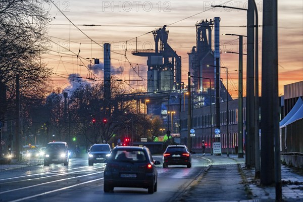 Duisburg-Bruckhausen steel site, ThyssenKrupp Steel, blast furnaces 8 and 9, on Kaiser-Wilhelm-Straße, sunset, North Rhine-Westphalia, Germany, Europe