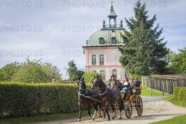 Presentation and route ride, all carriages in stylish tension, popular sporting event over approx. 30 km. An event organised by Reit- und Fahrverein Moritzburg e.V. Carriage at the Fasanenschlösschen, 29th Moritzburger Teichrundfahrt, Moritzburg, Saxony, Germany, Europe