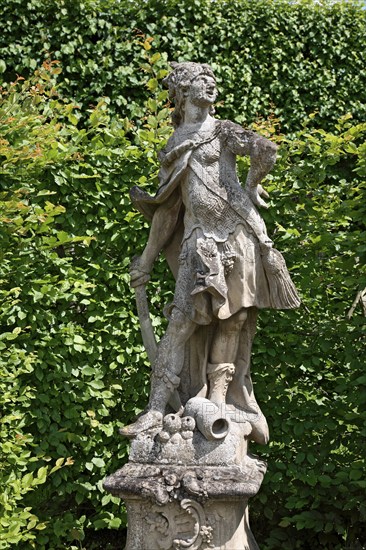 Figure in the park, Veitshöchheim Palace, former summer residence of the prince bishops of Würzburg, Veitshoechheim, Lower Franconia, Bavaria, Germany, Europe