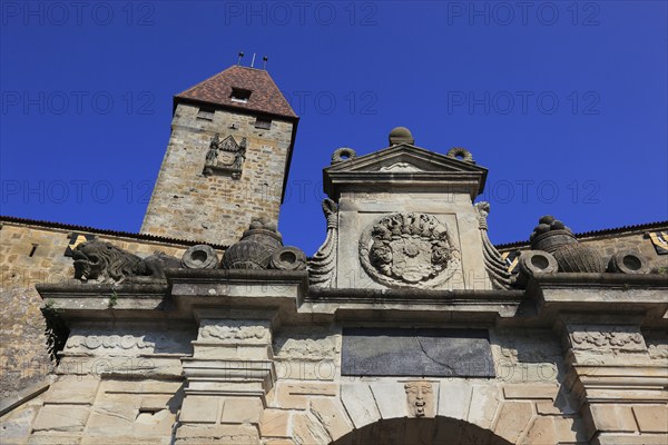 Coat of arms above the entrance and the Bulgarian tower of Veste Coburg, Upper Franconia, Bavaria, Germany, Europe