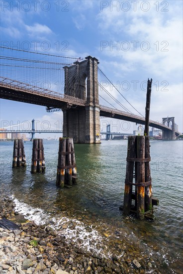 Brooklyn Bridge, historic, history, construction, architecture, Hudson river, Manhattan New York City, USA, North America