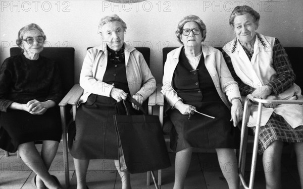 Resident and operation of an old people's home of the AWO (Arbeiterwohlfahrt) on 07.03.1980 in Hagen, Germany, Europe