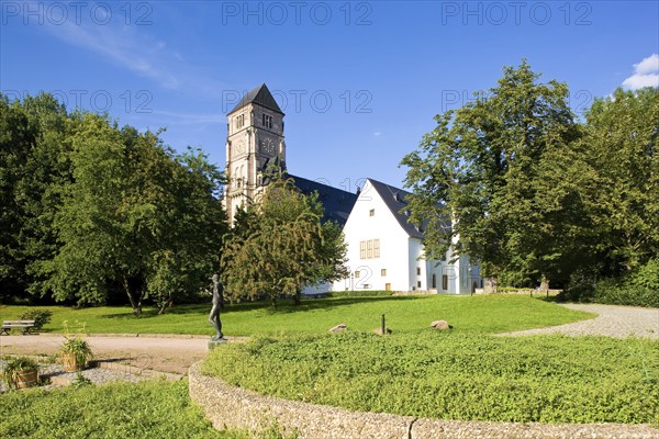 The Schlossbergmuseum is the museum for the history of the city of Chemnitz. It is located on the site of an old Benedictine monastery that Emperor Lothar III had built on a hill near Chemnitz around 1136