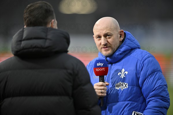 Coach Torsten Lieberknecht SV Darmstadt 98 in an interview, microphone, Mikr, o Logo SKY, Voith-Arena, Heidenheim, Baden-Württemberg, Germany, Europe