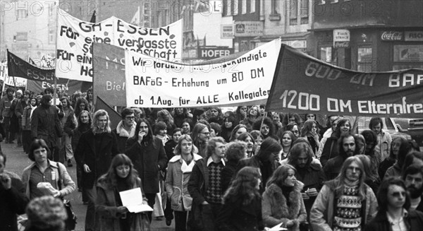 More than 10, 000 students demonstrated in Düsseldorf on 7 November 1974 for more Bafoeg and against the consequences of inflation, Germany, Europe