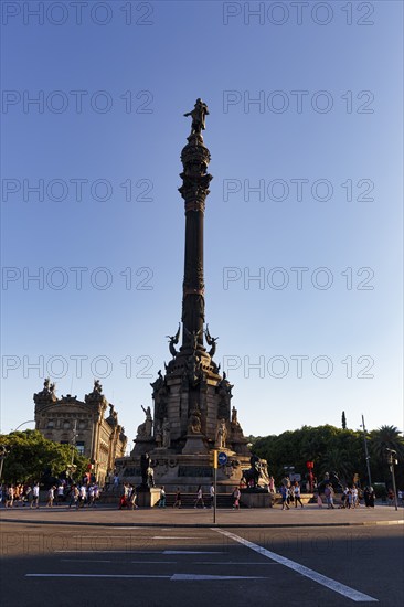 Monument to Christopher Columbus, statue on a column, Monumento a Colón, Columbus Column, La Rambla, Ramblas, backlight, Barcelona, Catalonia, Spain, Europe