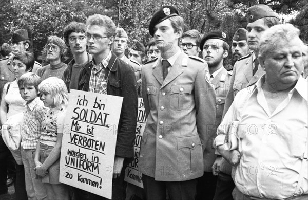 Flowers for Stukenbrock the memorial tribute to Soviet Nazi victims on 6.9.1975 is an event at the Ponds of Reconciliation in Stukenbrock near Bielefeld, Germany, Europe