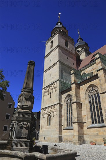 The city church, Holy Trinity, and the obelisk fountain in the city centre, Bayreuth, Upper Franconia, Bavaria, Germany, Europe