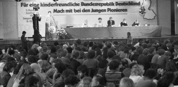 The 3rd federal congress of the DKP-owned children's organisation Junge Pioniere deliberated on 09.02.1980 in Cologne, Germany, Europe