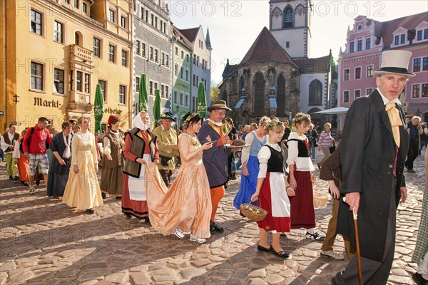 Historic bridal train in Meissen