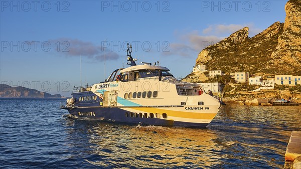 Morning light, hydrofoil, hydrofoil, Liberty Lines, Carmen M., Levanzo town, main town, Levanzo, Egadi Islands, Sicily, Italy, Europe