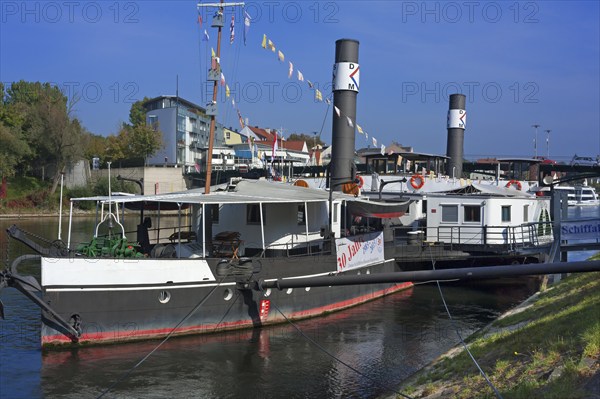 Danube Shipping Museum, old steamboats at anchor on the Danube, Regensburg, Upper Palatinate, Bavaria, Germany, Europe