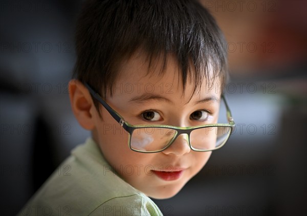 Child, boy, 5 years, portrait, multiethnic, glasses, Stuttgart, Baden-Württemberg, Germany, Europe